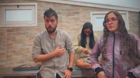 Snapshot of naughtyluxe chatting on 09-30-25, 08:41 ANDREA STEPH MIKE online show from 09-30-25, 08:41