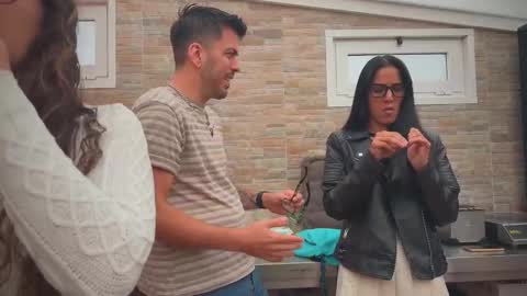 Snapshot of naughtyluxe chatting on 10-17-25, 09:01 ANDREA STEPH MIKE online show from 10-17-25, 09:01