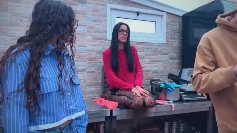 ANDREA STEPH  MIKE online show from 12-02-25, 10:31