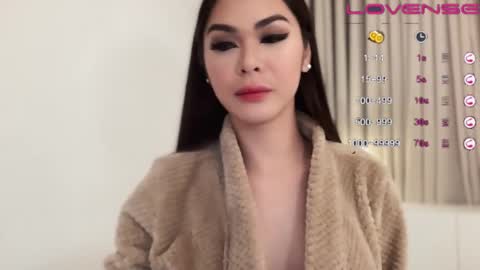 Martina online show from 02-13-25, 09:51