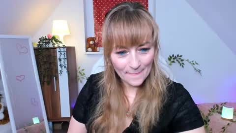 Milana - on air every day except Wednesday from 9 pm to 4 am European time online show from 11-27-25, 09:50