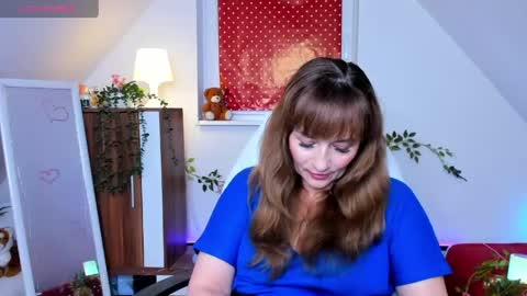 Milana - on air every day except Wednesday from 9 pm to 4 am European time online show from 05-08-26, 07:41