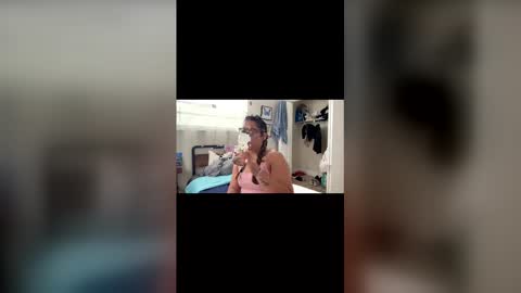 naughtynadia52 online show from 11-26-25, 03:13