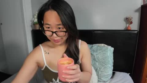 Snapshot of naughtynerdygirl chatting on 02-13-26, 10:22 Gigi Chu online show from 02-13-26, 10:22