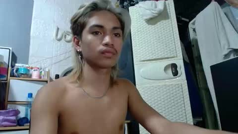 Snapshot of naughtyperfectasian4u chatting on 02-27-26, 04:40 naughtyperfectasian4u online show from 02-27-26, 04:40