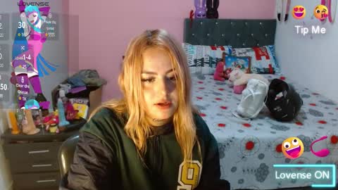 naughtyplayass online show from 12-23-24, 06:27