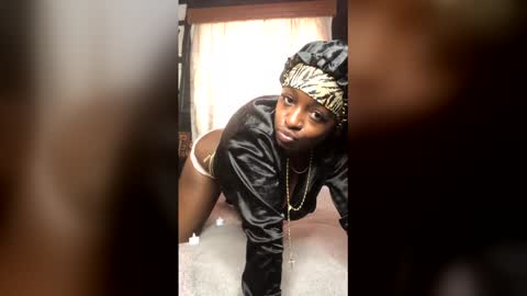 naughtyrebel01 online show from 05-12-26, 08:55