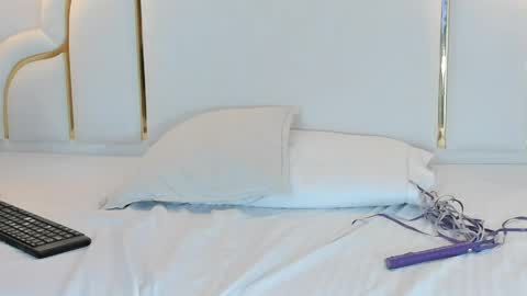 Snapshot of naughtyrose_vc chatting on 03-27-26, 01:22 naughtyrose vc online show from 03-27-26, 01:22