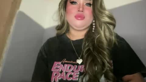 Snapshot of naughtyrosecum chatting on 10-03-25, 02:36 Rose Wilson online show from 10-03-25, 02:36