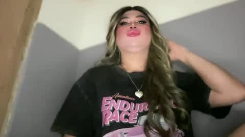 Snapshot of naughtyrosecum chatting on 10-05-25, 10:57 Rose Wilson online show from 10-05-25, 10:57