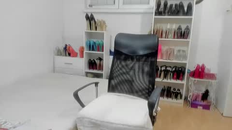 naughtysabine1 online show from 02-14-26, 05:43
