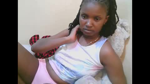 naughtyqueen online show from 10-27-25, 09:02