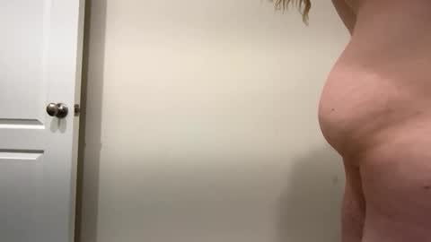 Snapshot of naughtyseraphine chatting on 12-23-25, 04:43 NaughtySeraphine online show from 12-23-25, 04:43