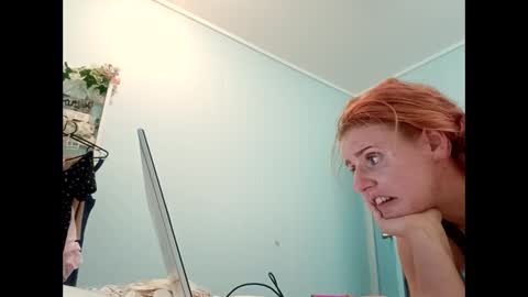 Snapshot of naughtyt333n chatting on 02-17-26, 04:20 Naughty Jess online show from 02-17-26, 04:20