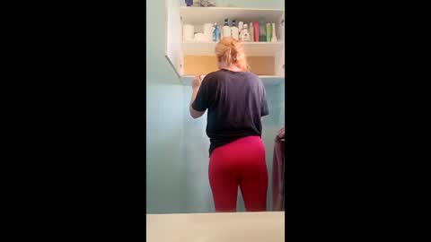 Snapshot of naughtyt333n chatting on 03-06-26, 03:14 Naughty Jess online show from 03-06-26, 03:14