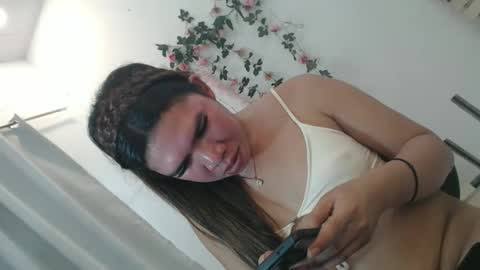 Snapshot of naughtywildvenice chatting on 03-05-26, 12:50 naughtywildvenice online show from 03-05-26, 12:50