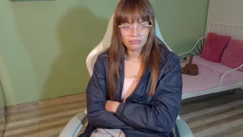 Snapshot of naugthy_muse chatting on 03-17-26, 01:54 sabrina online show from 03-17-26, 01:54