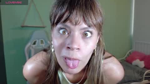 Snapshot of naugthy_muse chatting on 03-29-26, 11:21 sabrina online show from 03-29-26, 11:21