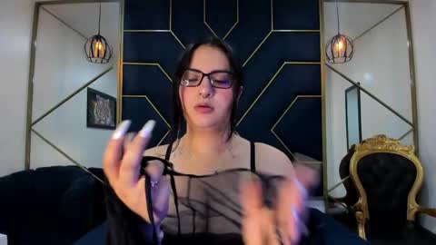 NavannyCattan online show from 01-07-26, 03:42