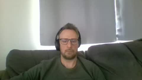 nawtydom1977 online show from 12-17-25, 06:47