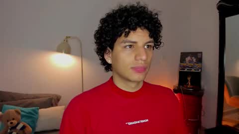 Natan online show from 12-17-25, 01:22