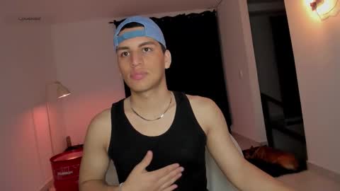 Snapshot of naxttan chatting on 02-22-26, 04:02 Natan online show from 02-22-26, 04:02