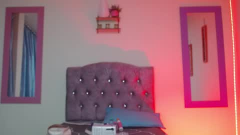naya_10 online show from 05-11-26, 08:17