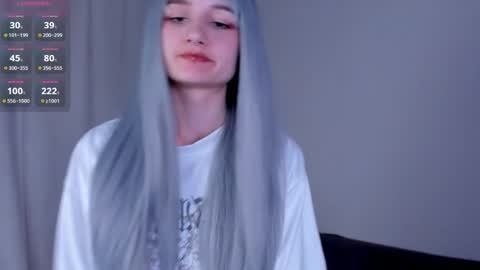 Kira online show from 04-05-26, 07:00