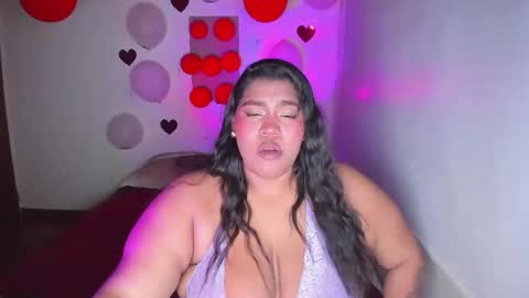 Snapshot of nayarahinny chatting on 02-13-26, 03:57 nayarahinny online show from 02-13-26, 03:57