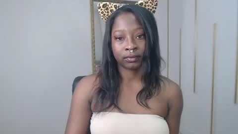Nayaris 3 online show from 05-07-26, 03:39