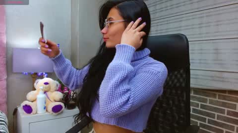 Naye  online show from 01-16-25, 04:17