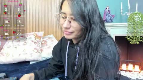 Snapshot of nayecloud chatting on 11-07-25, 03:39 Naye online show from 11-07-25, 03:39