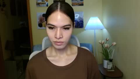 Nayika Huge online show from 09-12-25, 05:40