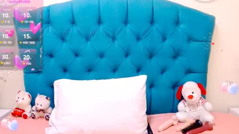 Lady Nayla online show from 10-14-25, 03:13