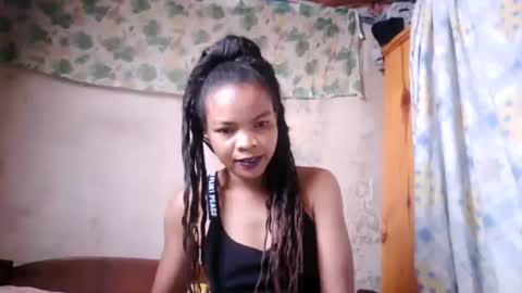 Nayla online show from 06-10-26, 08:46