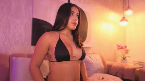 Snapshot of naylapot_ chatting on 02-21-26, 11:55 Juli online show from 02-21-26, 11:55