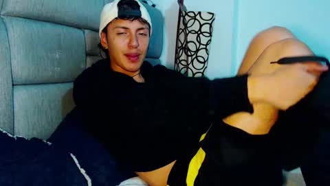 Snapshot of naytonfreeman chatting on 10-15-25, 12:55 Im Nayton online show from 10-15-25, 12:55