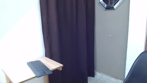 Snapshot of nazper_ chatting on 04-12-26, 04:34 Nazper online show from 04-12-26, 04:34