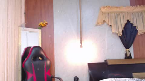 Snapshot of nazper_ chatting on 04-24-26, 05:43 Nazper online show from 04-24-26, 05:43