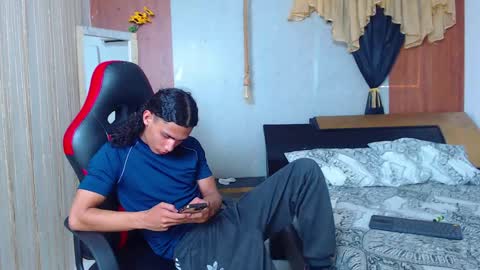 Snapshot of nazper_ chatting on 05-10-26, 06:57 Nazper online show from 05-10-26, 06:57