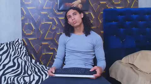 Snapshot of nazper_ chatting on 05-26-26, 05:31 Nazper online show from 05-26-26, 05:31