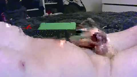 UK couple online show from 12-31-24, 09:06