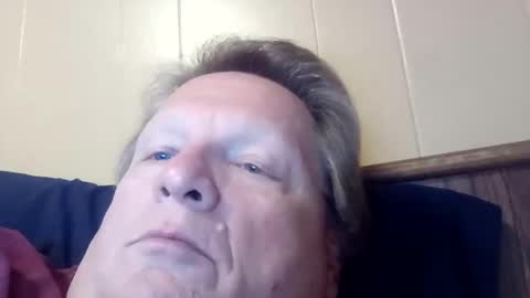 Snapshot of ne_1_4_69_ chatting on 11-05-25, 12:54 Dom online show from 11-05-25, 12:54