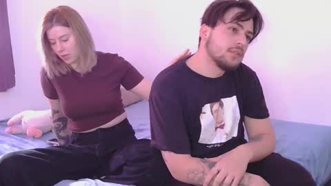 Snapshot of nearky chatting on 01-15-26, 12:32 nearky online show from 01-15-26, 12:32