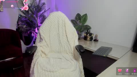 Snapshot of nebetcolin chatting on 03-11-25, 07:25 Hellen online show from 03-11-25, 07:25