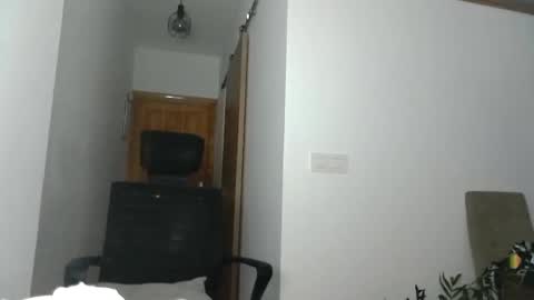 Necacylo online show from 06-08-26, 03:51