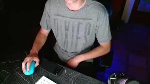 Snapshot of needanap00 chatting on 03-25-26, 06:41 tootired online show from 03-25-26, 06:41