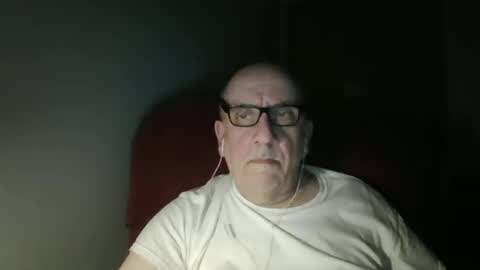 Tom online show from 04-15-26, 01:23