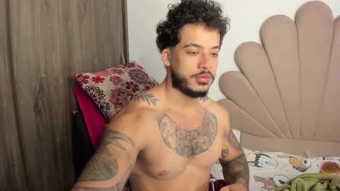 Nei turn green online show from 02-15-26, 02:58