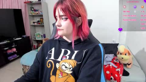 Geek Nicole    im Neeko UwU online show from 10-06-25, 12:08